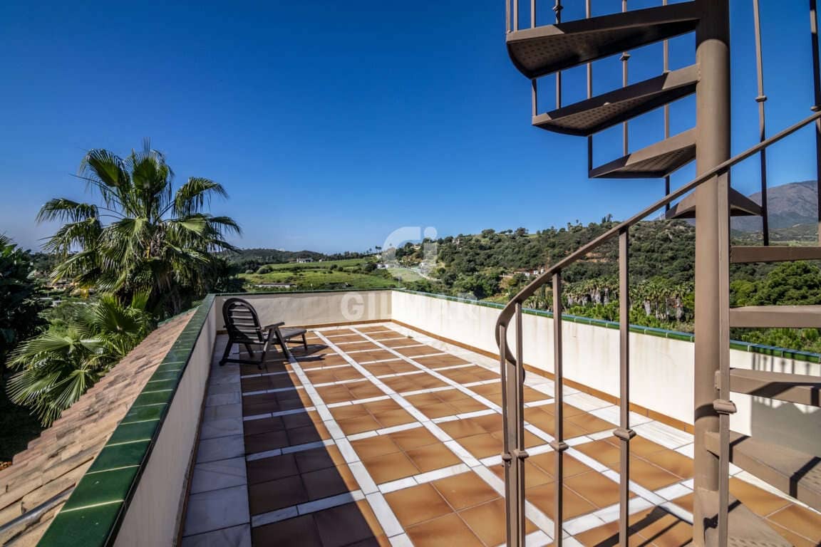 4 quarto Moradia para venda em Estepona - 1 275 000 € (Ref: 9206023)