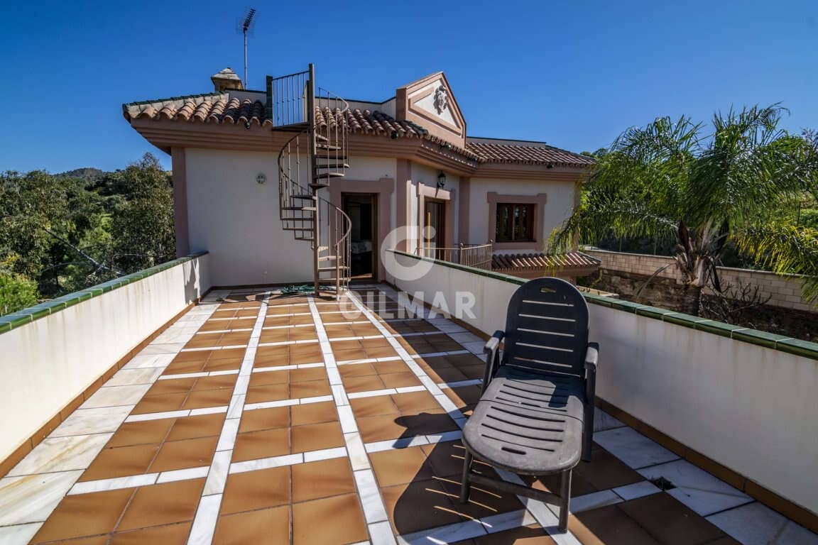4 quarto Moradia para venda em Estepona - 1 275 000 € (Ref: 9206023)