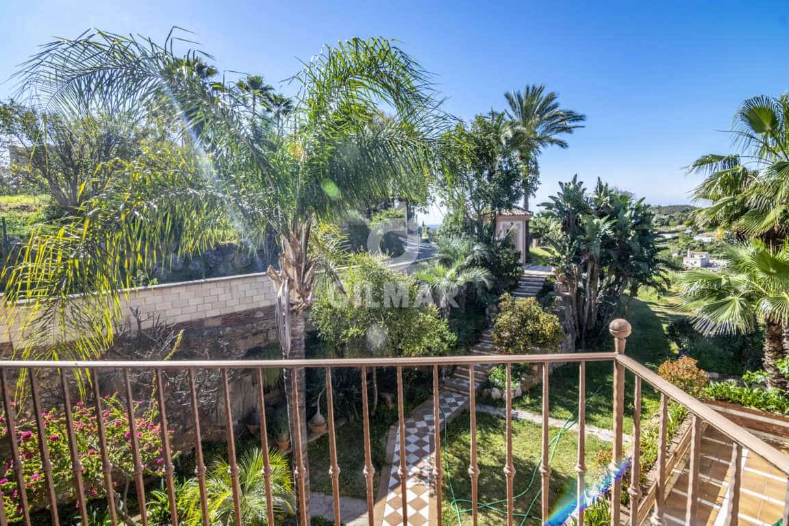 4 quarto Moradia para venda em Estepona - 1 275 000 € (Ref: 9206023)