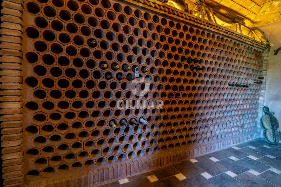 4 quarto Moradia para venda em Estepona - 1 275 000 € (Ref: 9206023)