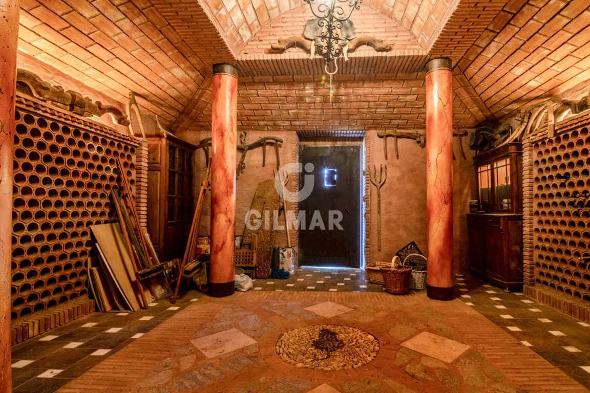 4 quarto Moradia para venda em Estepona - 1 275 000 € (Ref: 9206023)