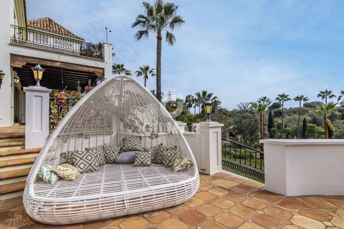 16 slaapkamer Villa te koop in El Paraiso met zwembad garage - € 13.950.000 (Ref: 9206025)