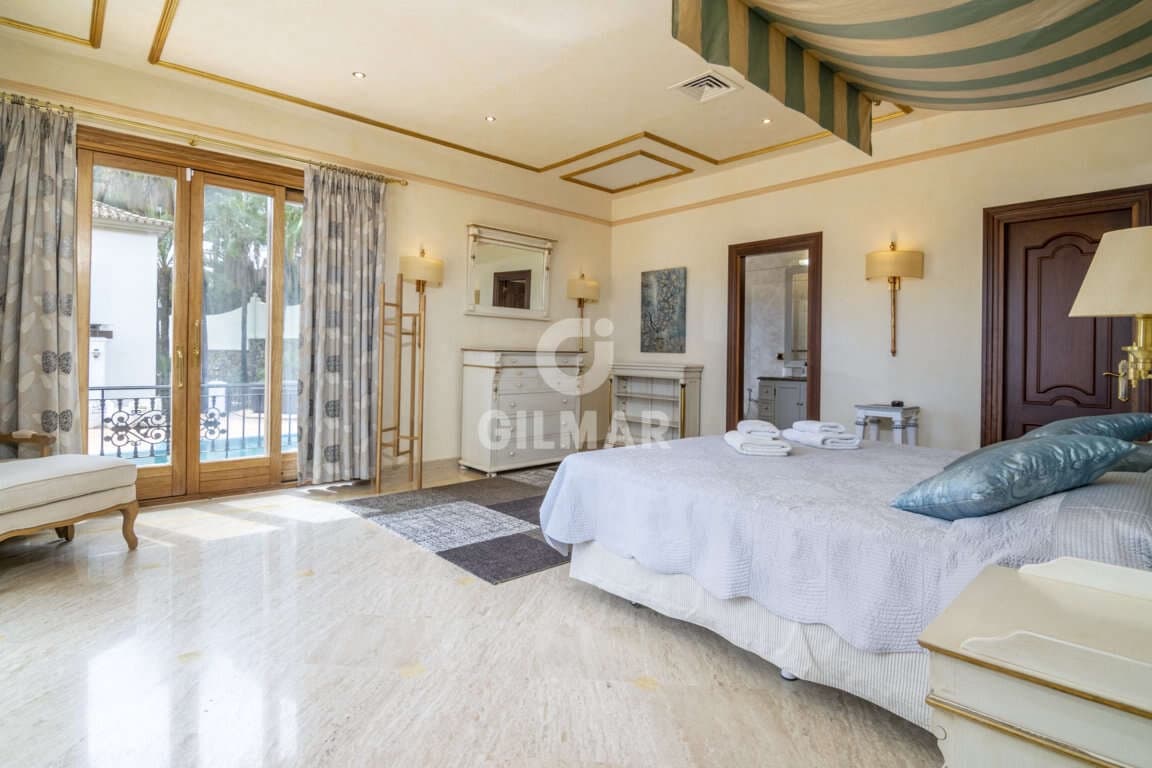 16 slaapkamer Villa te koop in El Paraiso met zwembad garage - € 13.950.000 (Ref: 9206025)