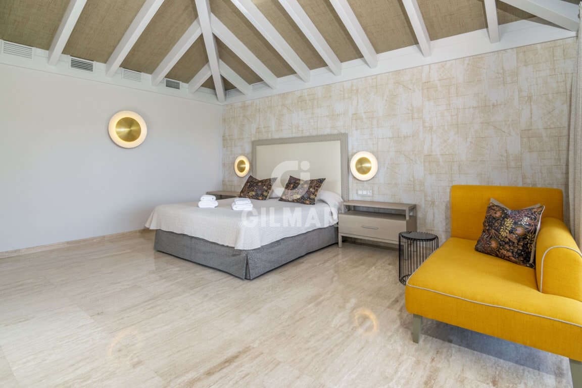 16 slaapkamer Villa te koop in El Paraiso met zwembad garage - € 13.950.000 (Ref: 9206025)