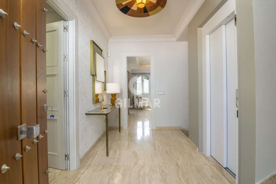 16 slaapkamer Villa te koop in El Paraiso met zwembad garage - € 13.950.000 (Ref: 9206025)