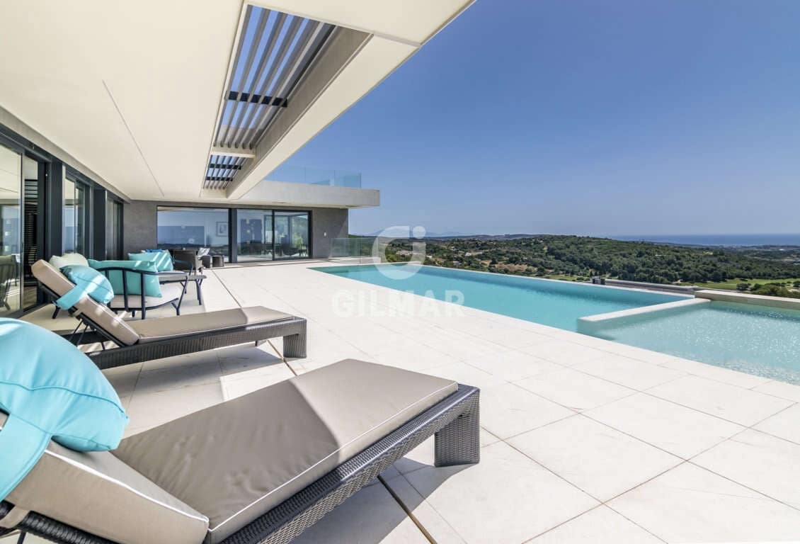 5 bedroom Villa for sale in Sotogrande with pool garage - € 4,750,000 (Ref: 9206026)