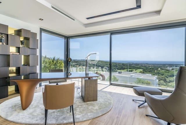 5 bedroom Villa for sale in Sotogrande Alto, San Roque with pool garage - € 4,750,000 (Ref: 9206026)
