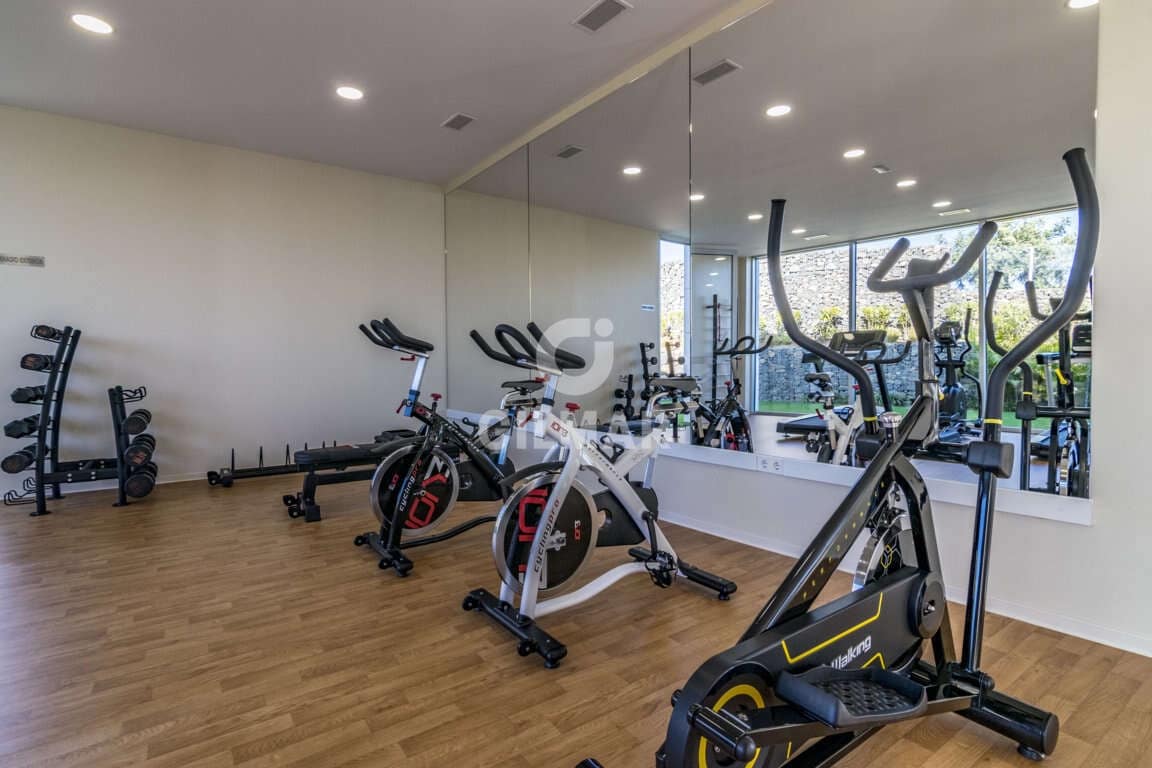 2 soverom Leilighet til salgs i Bahia Dorada med svømmebasseng garasje - € 850 000 (Ref: 9206027)