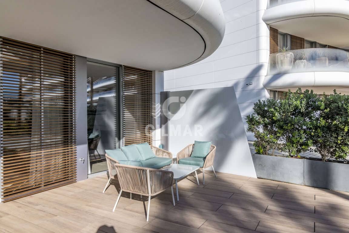 2 soverom Leilighet til salgs i Bahia Dorada med svømmebasseng garasje - € 850 000 (Ref: 9206027)