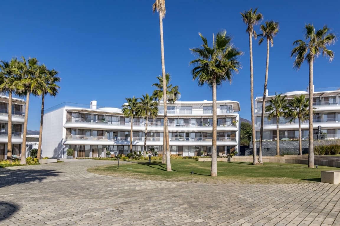 2 soverom Leilighet til salgs i Bahia Dorada med svømmebasseng garasje - € 850 000 (Ref: 9206027)