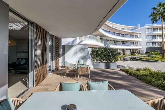 2 makuuhuone Asunto myytävänä paikassa Bahía Dorada, Estepona mukana uima-altaan 
autotalli - 850 000 € (Ref: 9206027)
