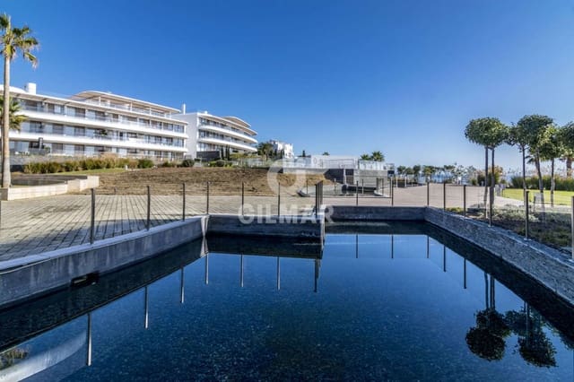 2 makuuhuone Asunto myytävänä paikassa Bahía Dorada, Estepona mukana uima-altaan 
autotalli - 850 000 € (Ref: 9206027)