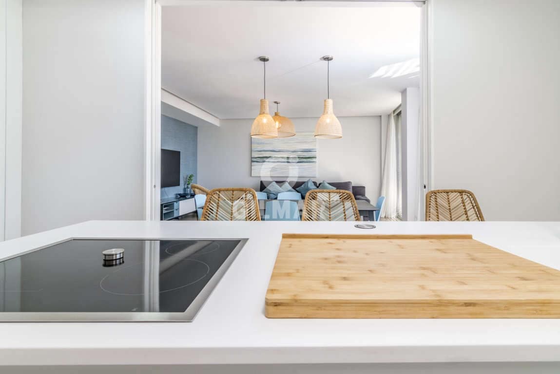 2 soverom Leilighet til salgs i Bahia Dorada med svømmebasseng garasje - € 850 000 (Ref: 9206027)