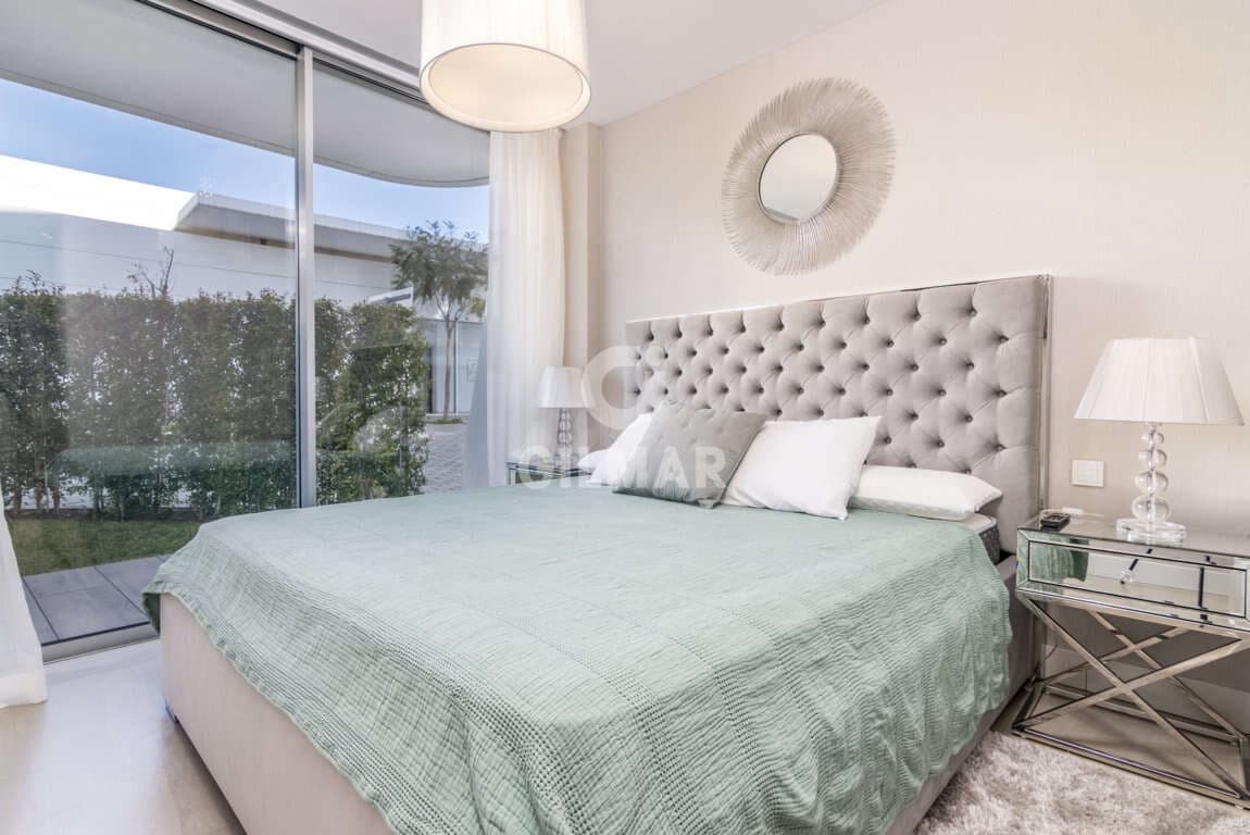 2 soverom Leilighet til salgs i Bahia Dorada med svømmebasseng garasje - € 850 000 (Ref: 9206027)