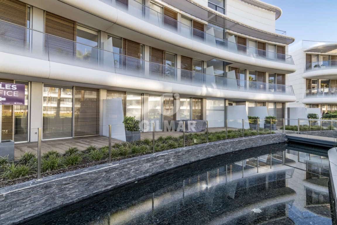 2 soverom Leilighet til salgs i Bahia Dorada med svømmebasseng garasje - € 850 000 (Ref: 9206027)