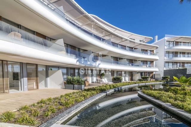 2 makuuhuone Asunto myytävänä paikassa Bahía Dorada, Estepona mukana uima-altaan 
autotalli - 850 000 € (Ref: 9206027)