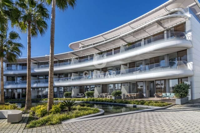 2 makuuhuone Asunto myytävänä paikassa Bahía Dorada, Estepona mukana uima-altaan 
autotalli - 850 000 € (Ref: 9206027)