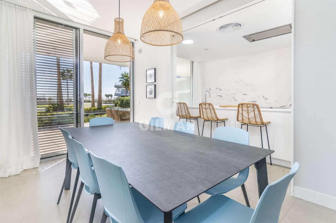 2 soverom Leilighet til salgs i Bahia Dorada med svømmebasseng garasje - € 850 000 (Ref: 9206027)