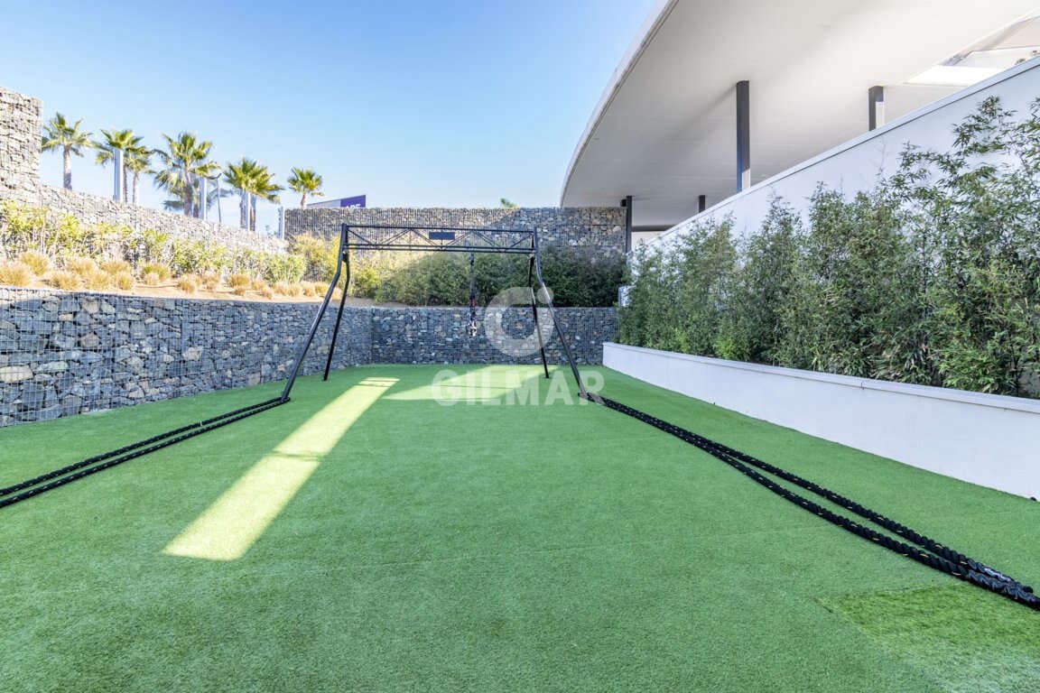 2 soverom Leilighet til salgs i Bahia Dorada med svømmebasseng garasje - € 850 000 (Ref: 9206027)