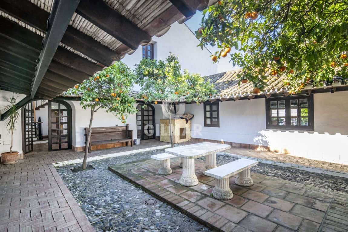 14 sypialnia Willa na sprzedaż w Guadiaro z basenem garażem - 3 500 000 € (Ref: 9206028)