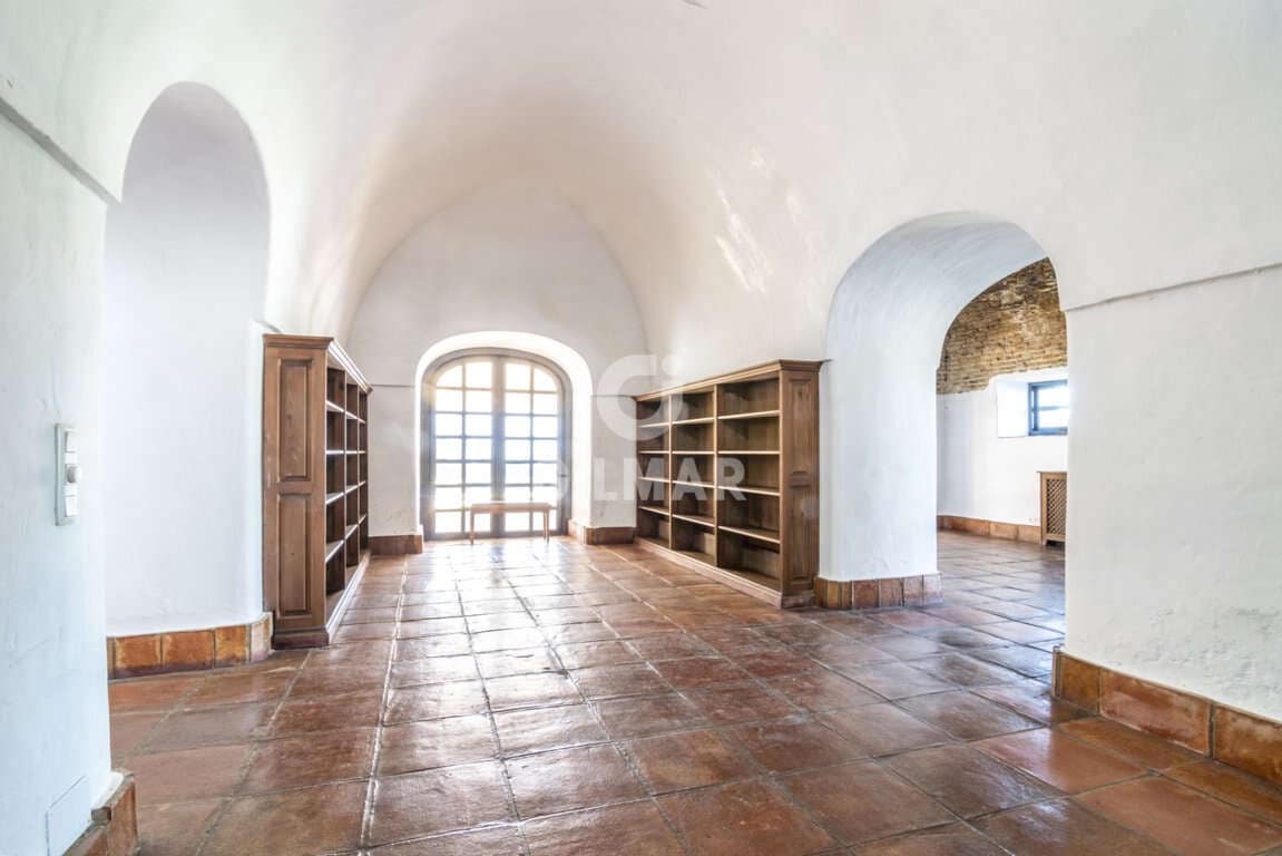 14 sypialnia Willa na sprzedaż w Guadiaro z basenem garażem - 3 500 000 € (Ref: 9206028)