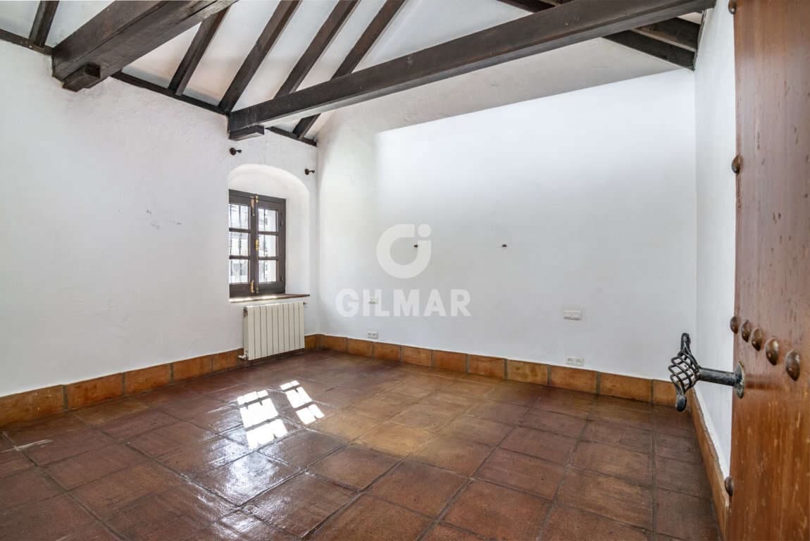 14 sypialnia Willa na sprzedaż w Guadiaro z basenem garażem - 3 500 000 € (Ref: 9206028)