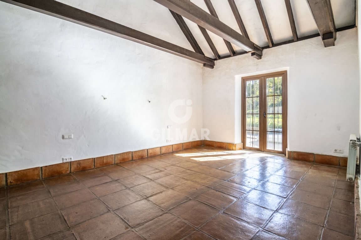 14 sypialnia Willa na sprzedaż w Guadiaro z basenem garażem - 3 500 000 € (Ref: 9206028)