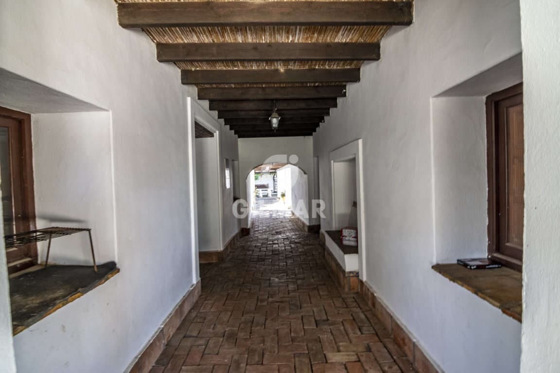 14 sypialnia Willa na sprzedaż w Guadiaro z basenem garażem - 3 500 000 € (Ref: 9206028)