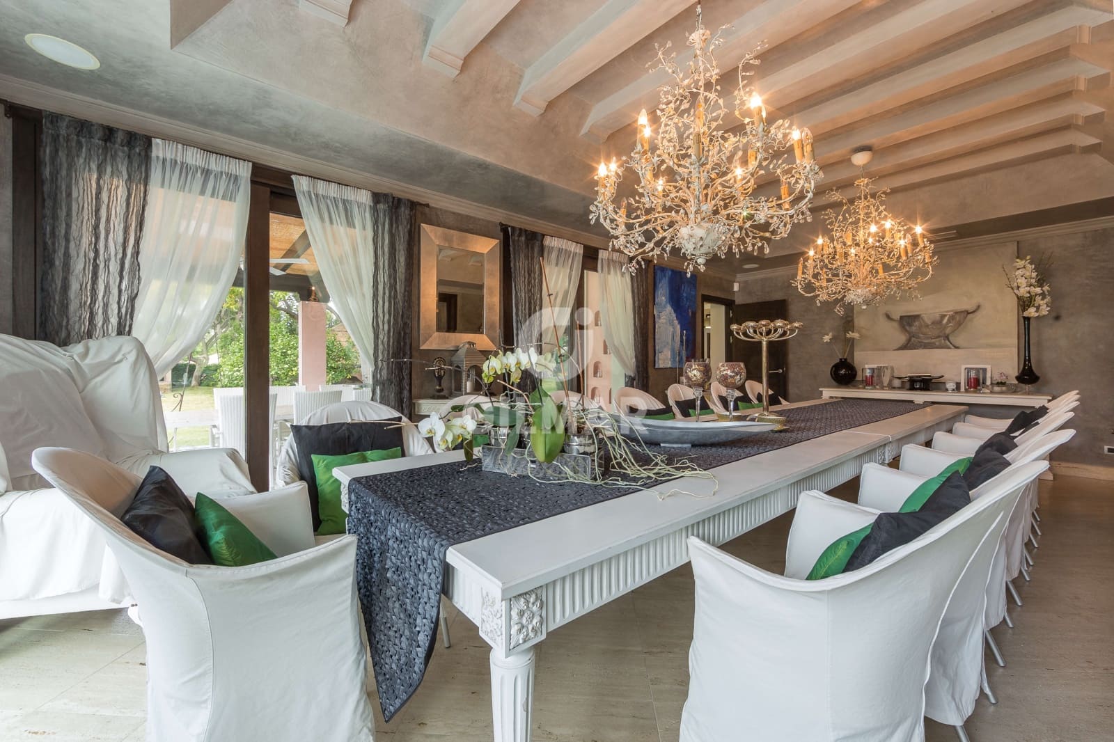 11 Zimmer Villa zu verkaufen in Saladillo-Benamara mit Pool Garage - 13.500.000 € (Ref: 9206031)