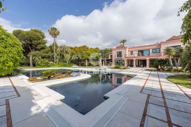 11 soverom Villa til salgs i Saladillo-Benamara, Estepona med svømmebasseng garasje - € 13 500 000 (Ref: 9206031)