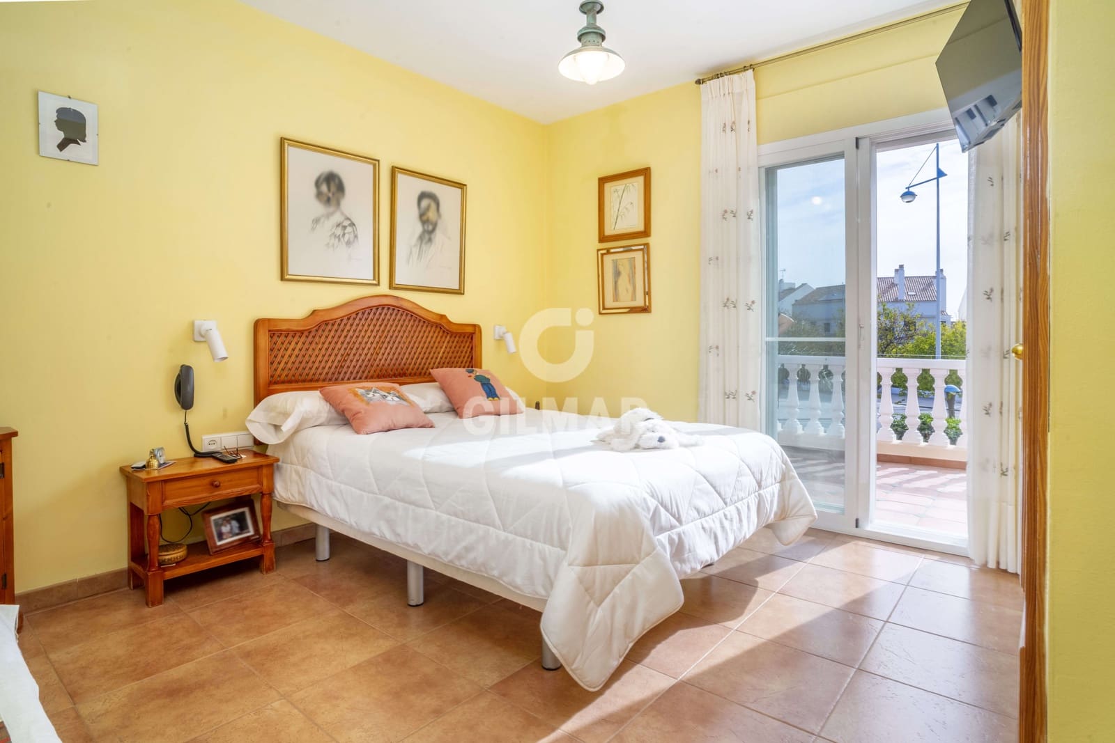 3 soveværelse Semi-Rækkehus til salg i San Pedro de Alcantara - € 1.200.000 (Ref: 9206033)