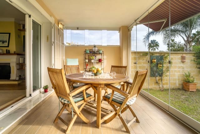 3 soverom Kjedet enebolig til salgs i Nueva Alcántara, Marbella - € 1 200 000 (Ref: 9206033)