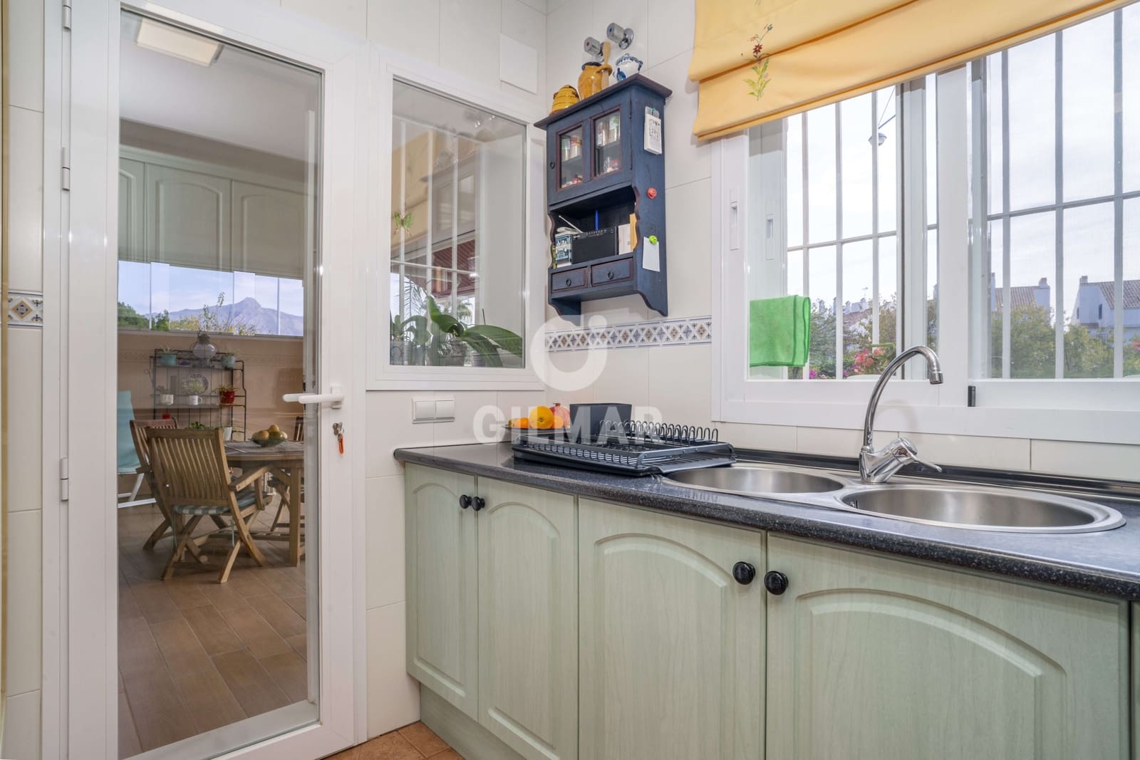 3 soveværelse Semi-Rækkehus til salg i San Pedro de Alcantara - € 1.200.000 (Ref: 9206033)