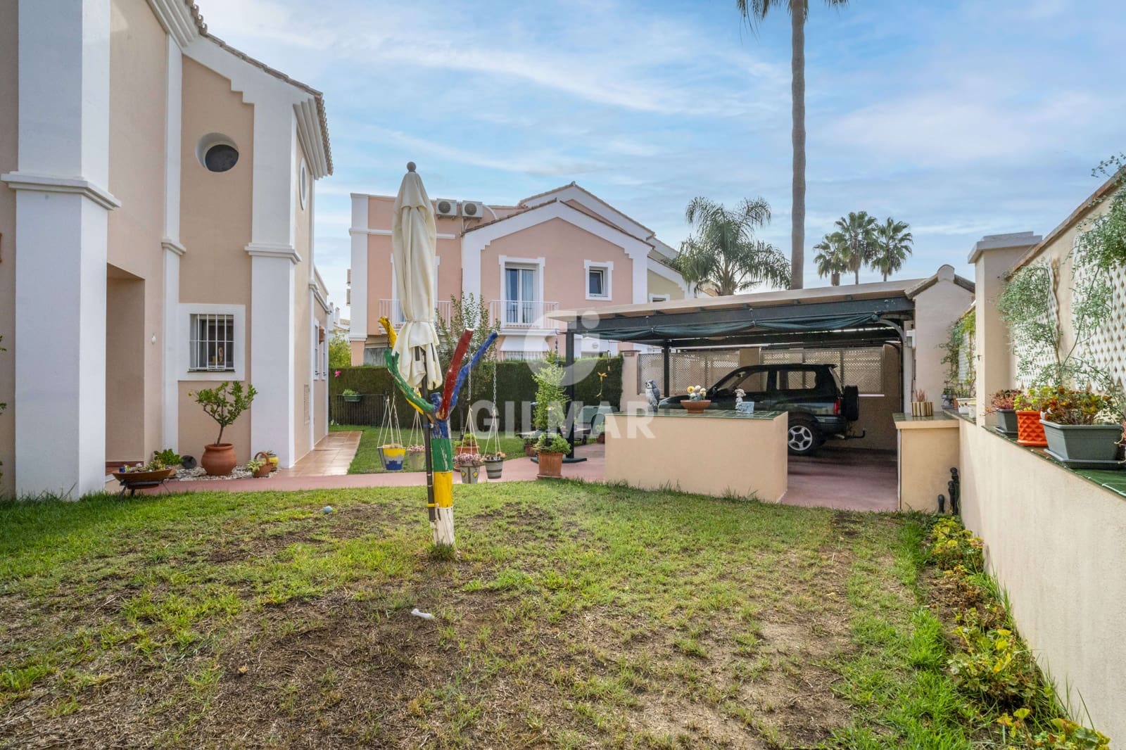 3 soveværelse Semi-Rækkehus til salg i San Pedro de Alcantara - € 1.200.000 (Ref: 9206033)