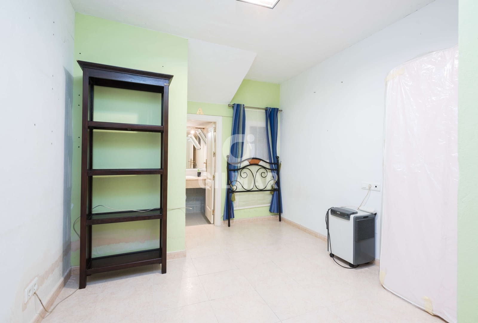 5 sypialnia Dom blizniak na sprzedaż w Nueva Andalucia z basenem garażem - 1 050 000 € (Ref: 9206035)