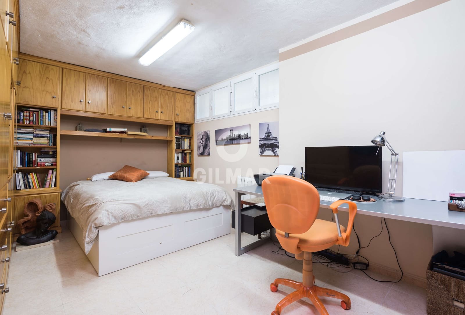 5 sypialnia Dom blizniak na sprzedaż w Nueva Andalucia z basenem garażem - 1 050 000 € (Ref: 9206035)