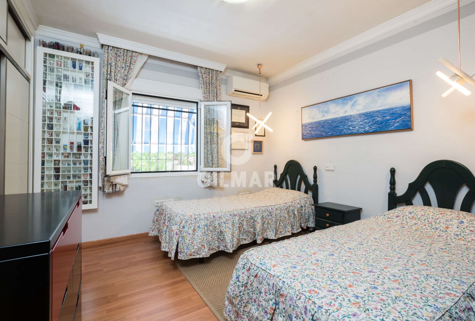 5 sypialnia Dom blizniak na sprzedaż w Nueva Andalucia z basenem garażem - 1 050 000 € (Ref: 9206035)