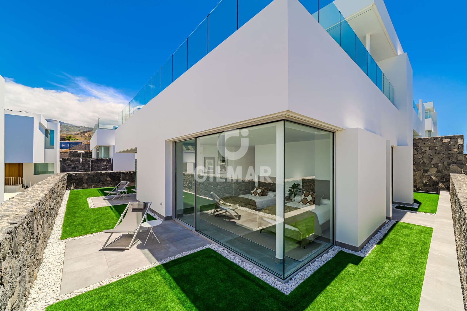 4 soverom Villa til salgs i La Caleta Adeje med svømmebasseng garasje - € 3 900 000 (Ref: 9206039)