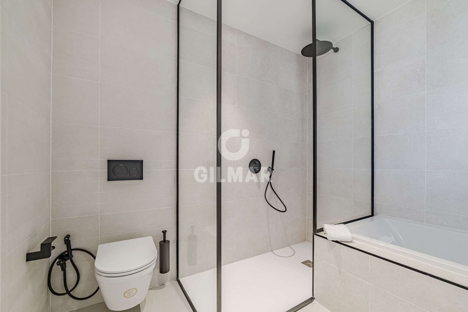 4 soverom Villa til salgs i La Caleta Adeje med svømmebasseng garasje - € 3 900 000 (Ref: 9206039)