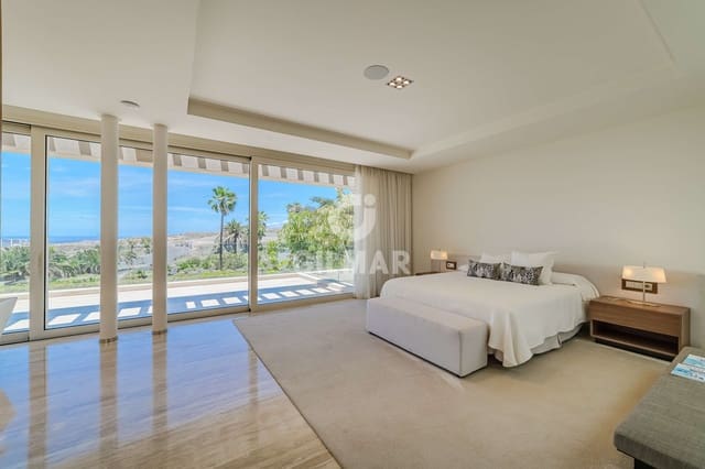 4 sypialnia Willa na sprzedaż w La Caleta Adeje, Adeje z basenem garażem - 3 900 000 € (Ref: 9206039)