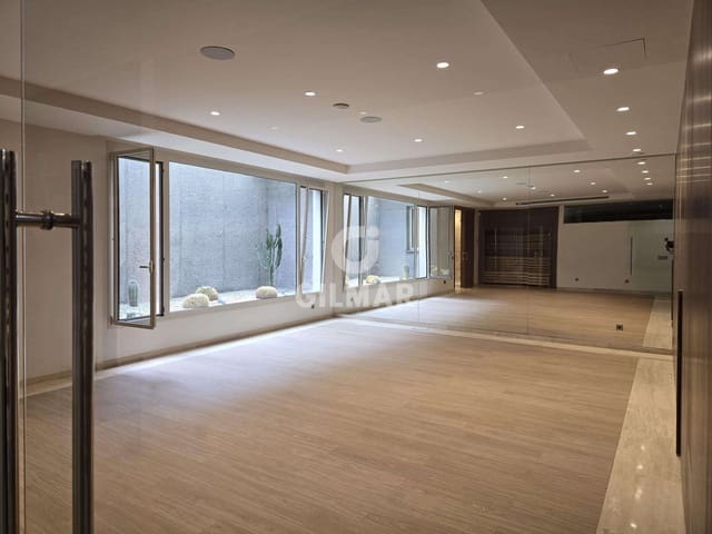 4 sypialnia Willa na sprzedaż w La Caleta Adeje z basenem garażem - 3 900 000 € (Ref: 9206039)