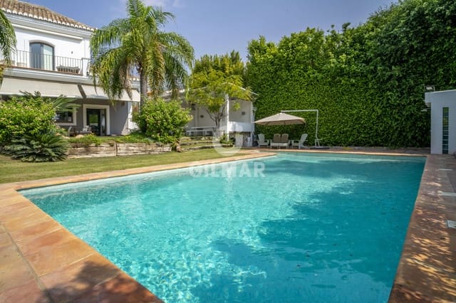 5 soveværelse Villa til salg i San Pedro de Alcántara Pueblo, Marbella med swimmingpool garage - € 2.500.000 (Ref: 9206040)
