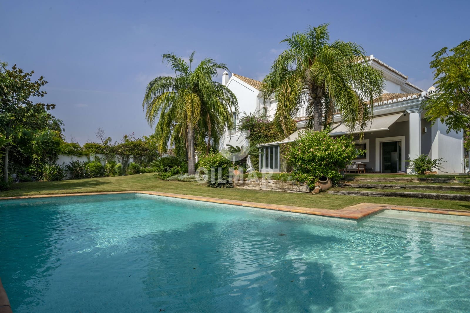 5 sypialnia Willa na sprzedaż w San Pedro de Alcantara z basenem garażem - 2 500 000 € (Ref: 9206040)