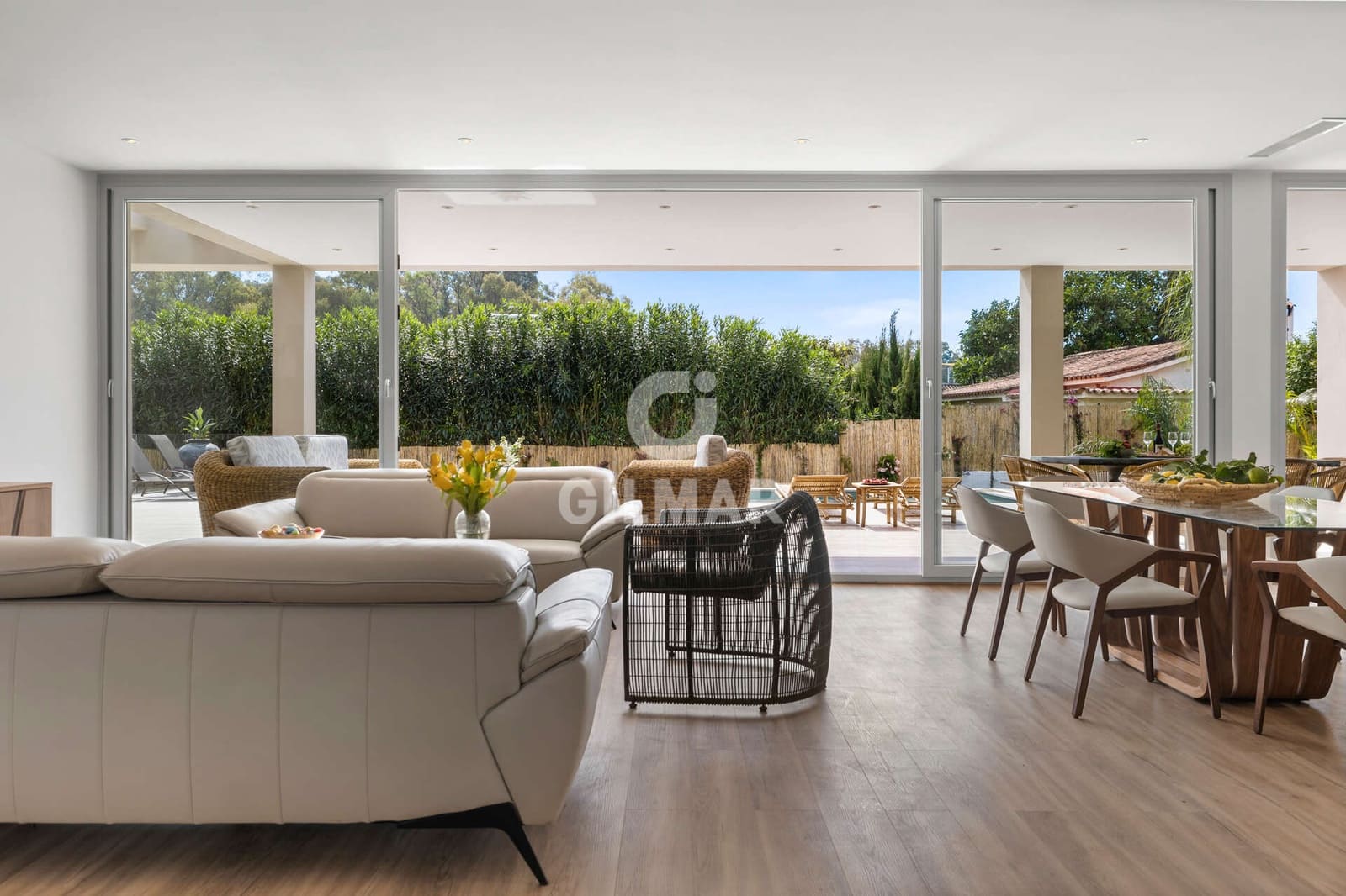 5 slaapkamer Villa te koop in San Pedro de Alcantara met zwembad garage - € 2.950.000 (Ref: 9206041)