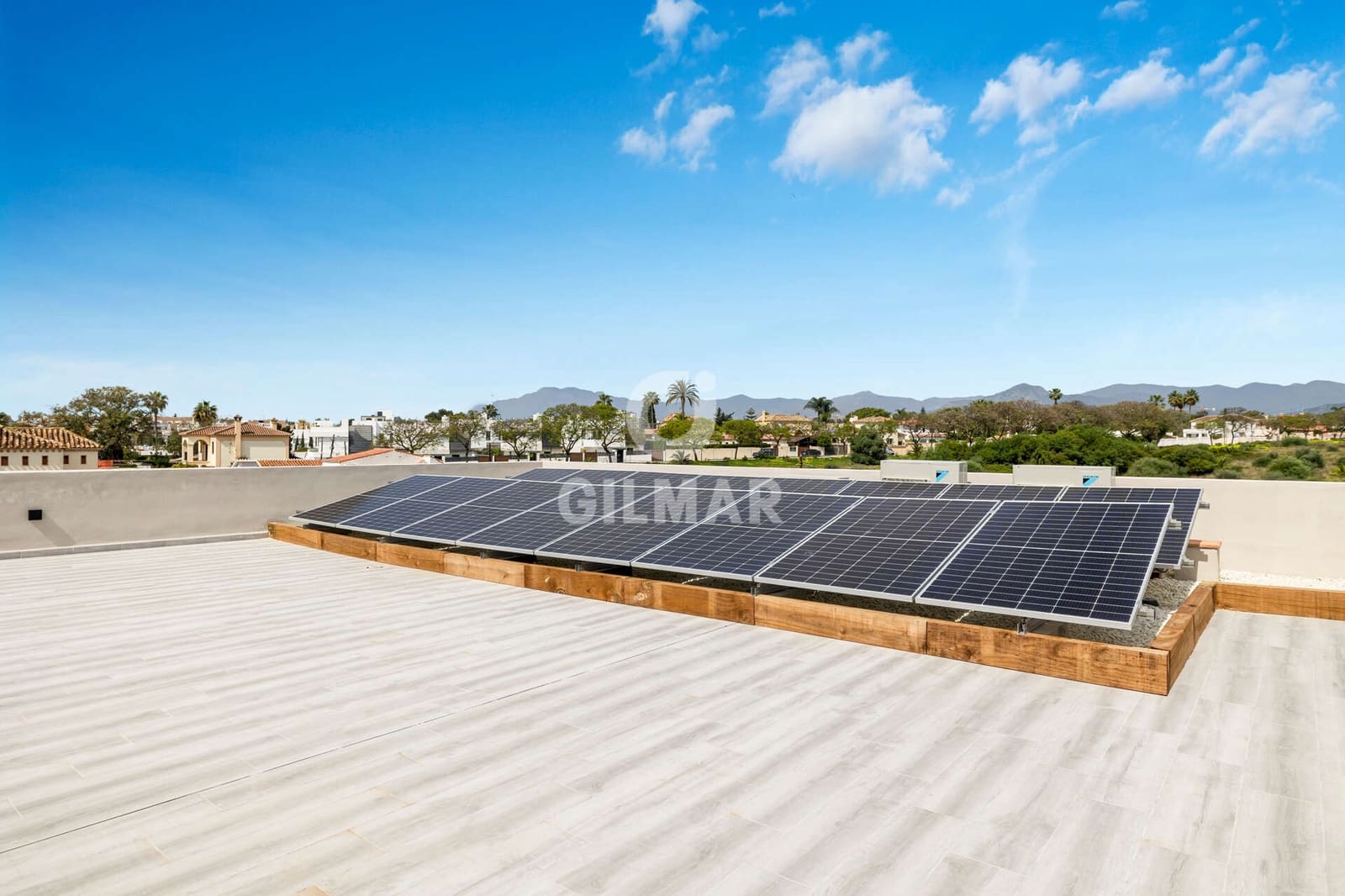 5 slaapkamer Villa te koop in San Pedro de Alcantara met zwembad garage - € 2.950.000 (Ref: 9206041)