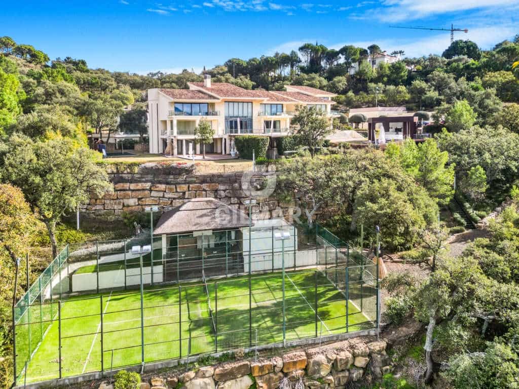 9 soveværelse Villa til salg i La Zagaleta med swimmingpool garage - € 10.500.000 (Ref: 9206044)