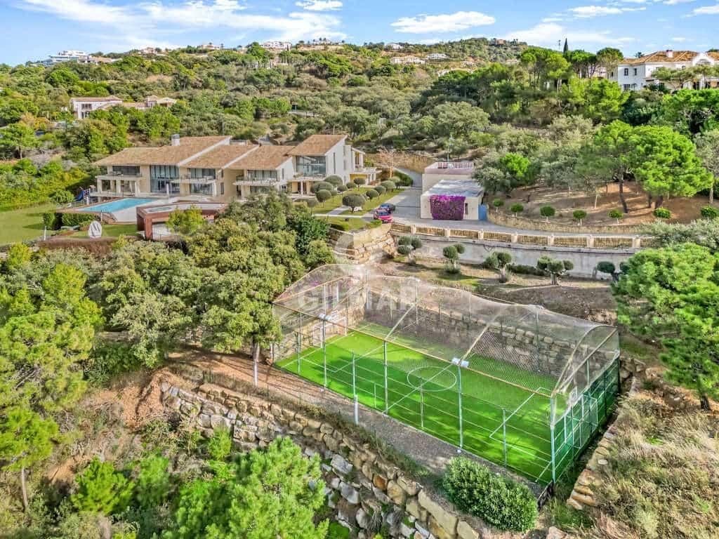 9 soveværelse Villa til salg i La Zagaleta med swimmingpool garage - € 10.500.000 (Ref: 9206044)