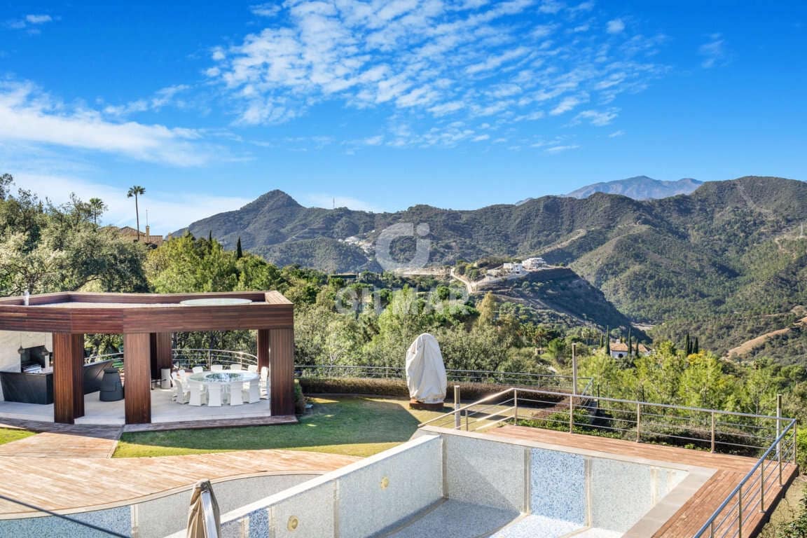 9 soveværelse Villa til salg i La Zagaleta med swimmingpool garage - € 10.500.000 (Ref: 9206044)