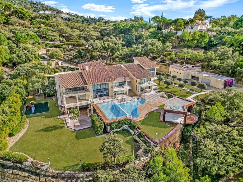 9 soveværelse Villa til salg i La Zagaleta med swimmingpool garage - € 10.500.000 (Ref: 9206044)