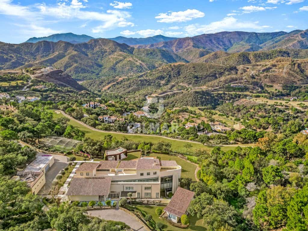 9 soveværelse Villa til salg i La Zagaleta med swimmingpool garage - € 10.500.000 (Ref: 9206044)